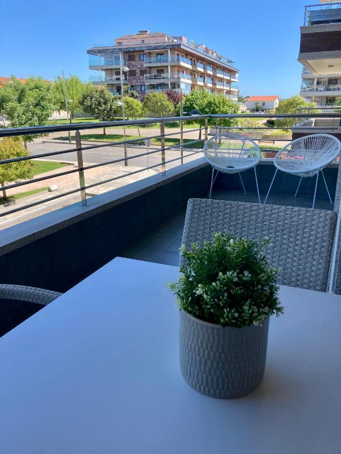 Acogedor Apartamento Con Terraza En Портоново Екстериор снимка