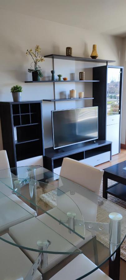 Acogedor Apartamento Con Terraza En Портоново Екстериор снимка